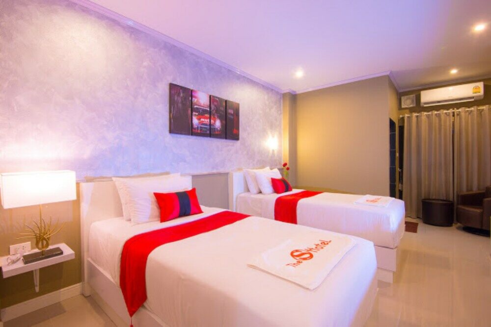 The S Design Hotel Buriram Exteriör bild